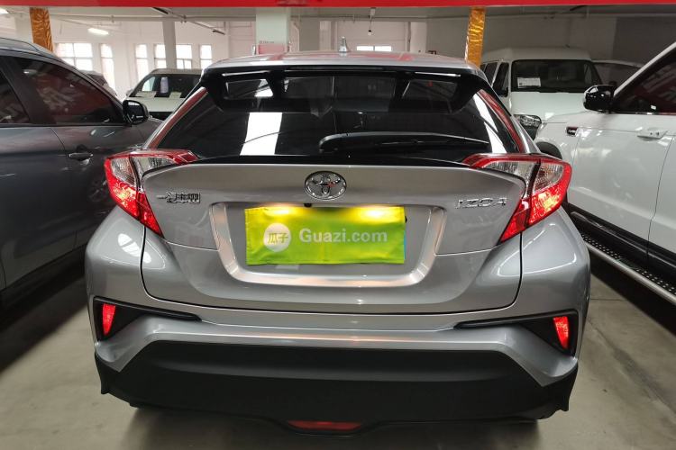 Used Toyota IZOA 2021 2.0L Enjoy Edition
