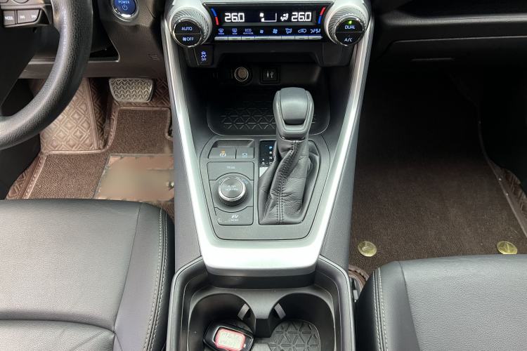 Used Toyota Wildlander 2020 Dual-Motor 2.5L E-CVT Four-Wheel Drive Luxury Edition
