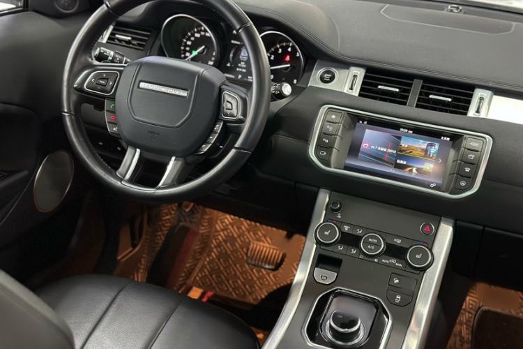 Used Land Rover Range Rover Evoque 2018 240PS PURE Style Edition