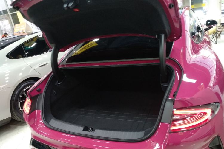 Used  SU7 2024 Four-Wheel Drive Ultra-Long Range Advanced Intelligent Driving Max Edition