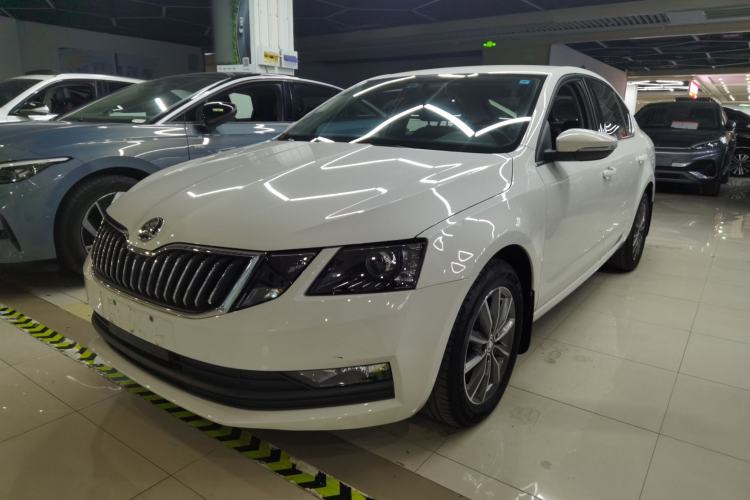 Used Skoda Octavia 2022 1.5L Automatic Comfort Edition
