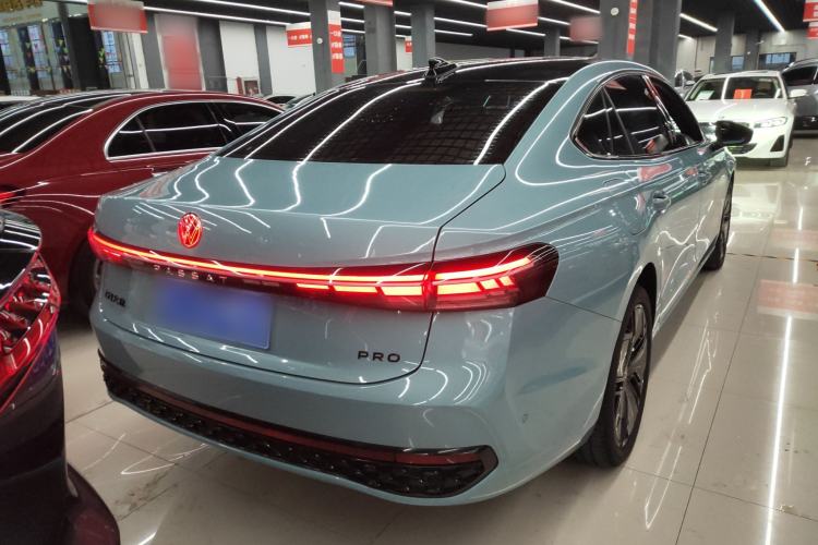 Used Volkswagen Passat 2025 Pro 380TSI Starry Dragon Luxury Edition
