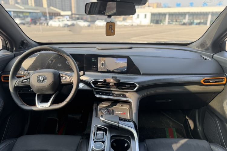 Used Changan UNI-T 2022 1.5T Prestige Version
