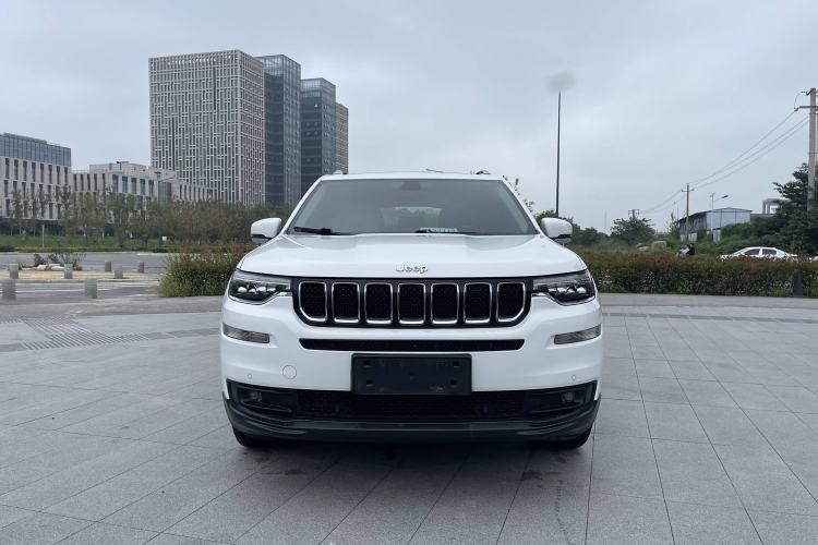 Used  Commander 2018 2.0T Two-Wheel Drive Enjoyment Version China VI Emission Standard
