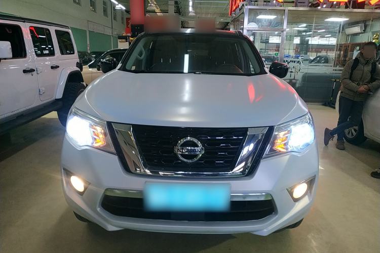 Used Nissan Terra 2018 2.5L Automatic 2WD Luxury Edition
