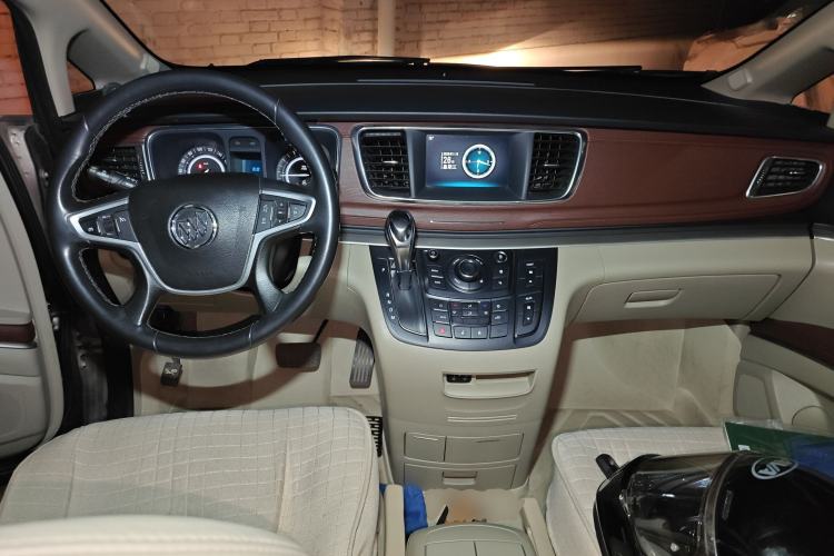 Used Buick GL8 2017 25S Luxury Version China V Standard
