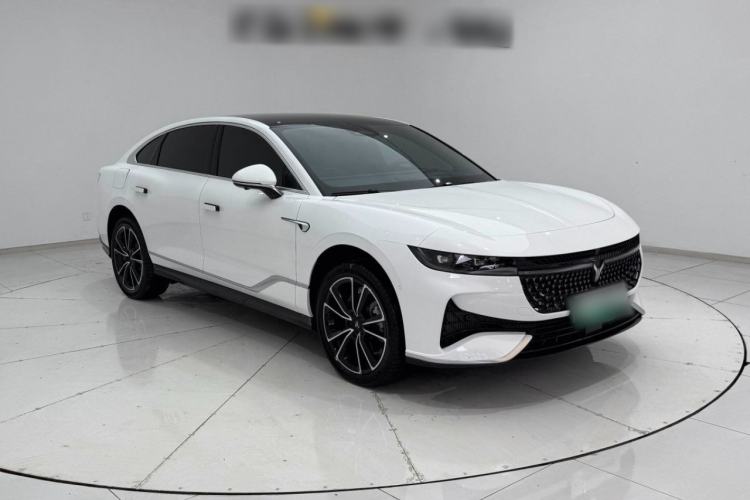 Used VOYAH PASSION 2024 PHEV Four-Wheel Drive Ultra-Long Range Flagship Model
