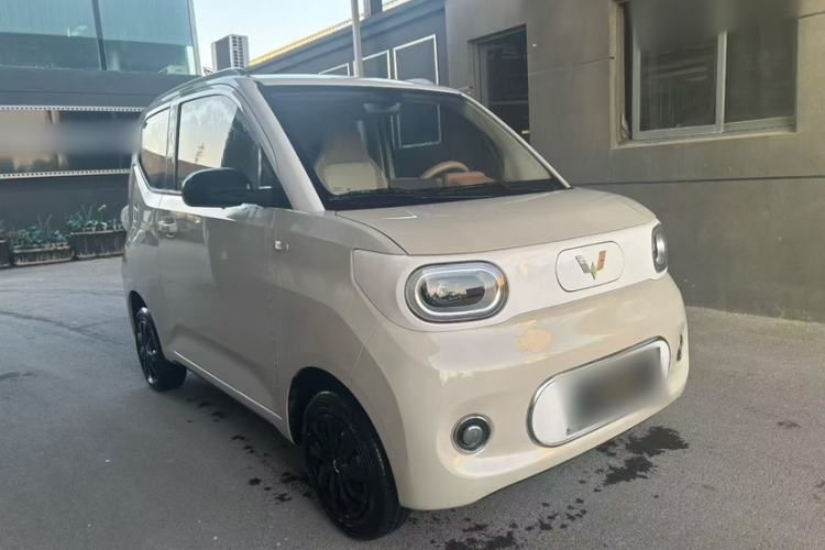 Used Wuling Hongguang MINIEV 2024 3rd Generation 215km Advanced Version
