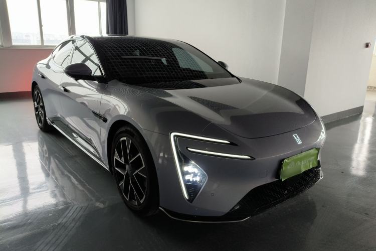 Used  06 2025 Pro Range-Extended Edition