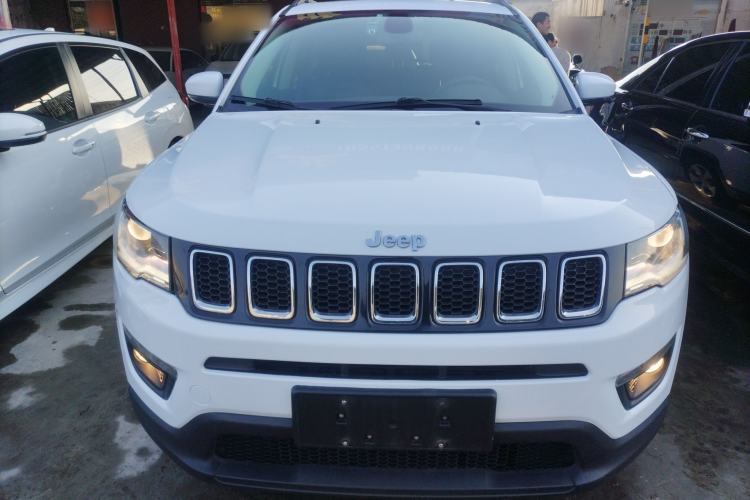 Used  Compass 2020 220T Automatic Leading Edition
