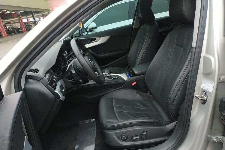Used Audi A4L 2019 40 TFSI Fashion Version China V
