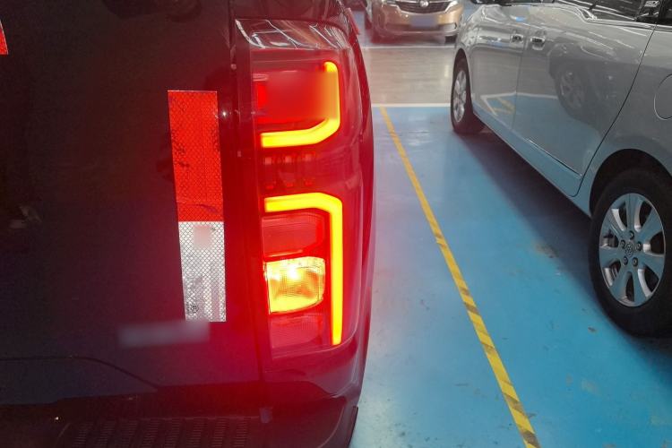 Used Great Wall Poer 2023 2.0T Commercial Version Automatic Diesel 4x4 Elite Long-Box GW4D20M
