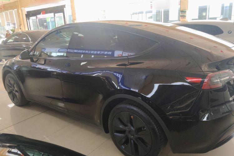 Used Tesla Model Y 2023 Rear-Wheel-Drive Version