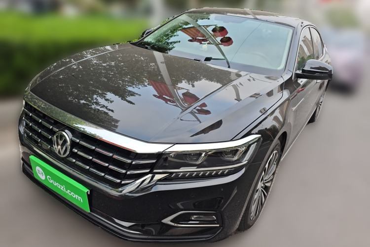 Used Volkswagen Passat 2019 330TSI Luxury Edition China VI Standard
