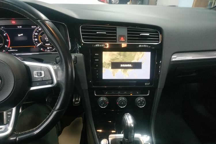 Used Volkswagen Golf 2020 Charming Edition 280TSI DSG R-Line
