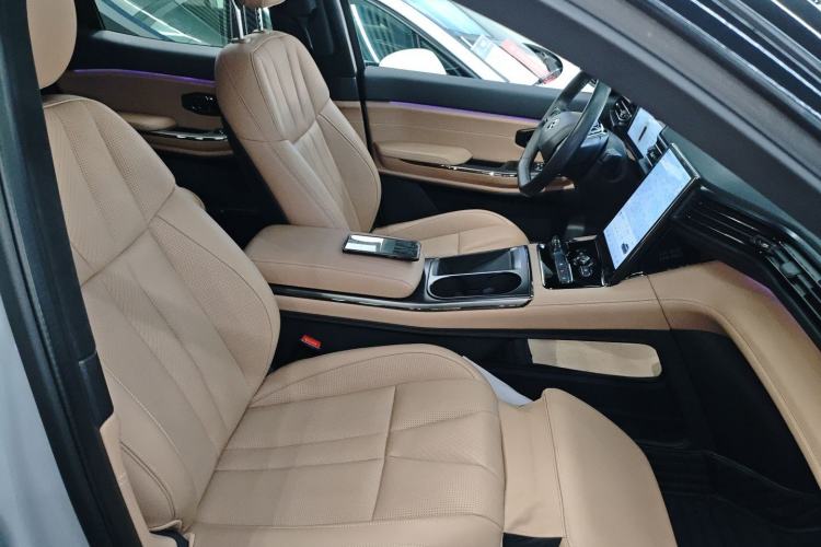 Used Nio ES8 2020 580 km Range Signature Edition Six-Seater Version
