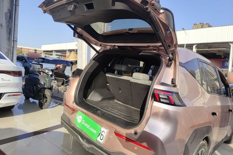 Used AION Y 2022 70 Tech Edition Lithium Iron Phosphate
