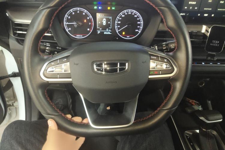 Used Geely Auto Vision X3 2021 PRO 1.5L CVT Deluxe Model
