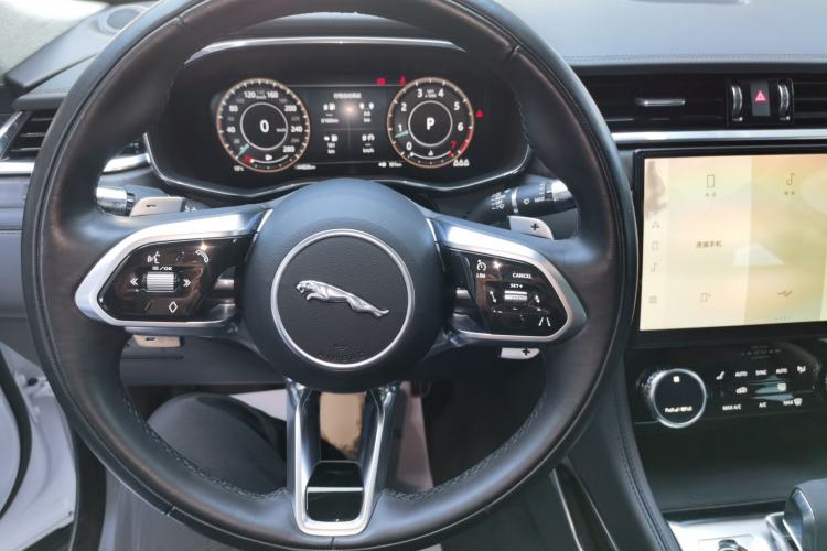 Used Jaguar F-PACE 2022 P250 HSE
