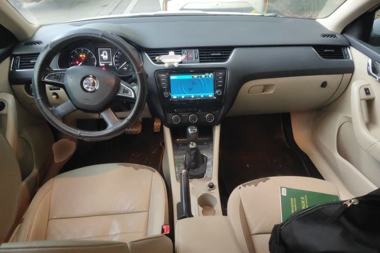 Used Skoda Octavia 2016 1.6L Automatic Smart Drive Edition
