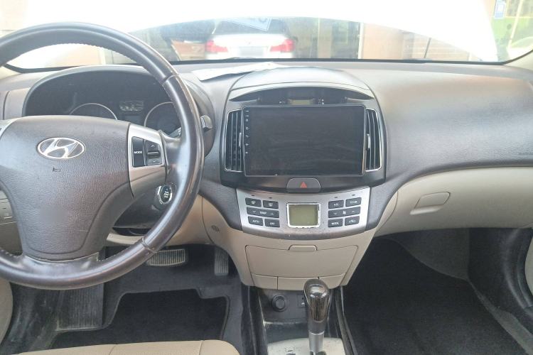 Used Hyundai Celesta 2011 1.6L automatic luxury version
