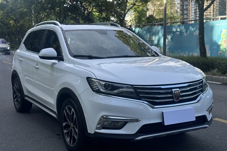 Used Roewe RX5 2018 30T Two-Wheel Drive Automatic Internet Smart Edition
