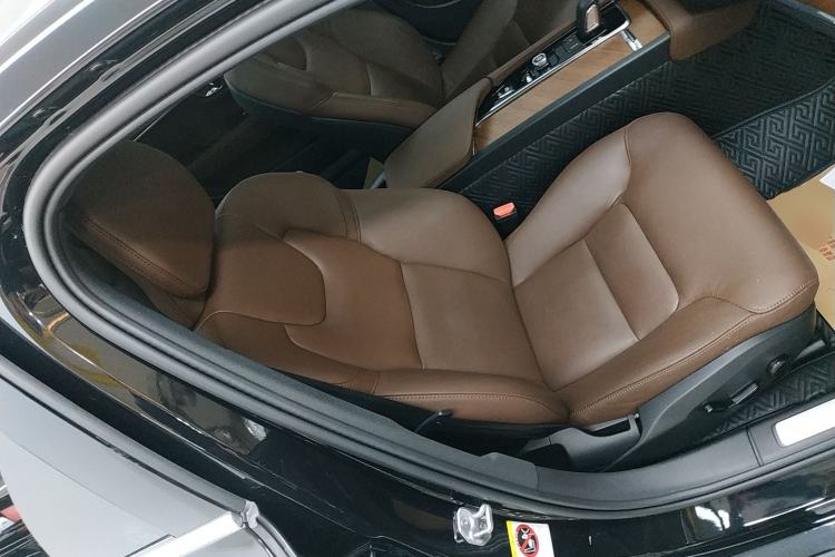 Used Volvo S90 2021 B5 Zhiyi Luxury Edition
