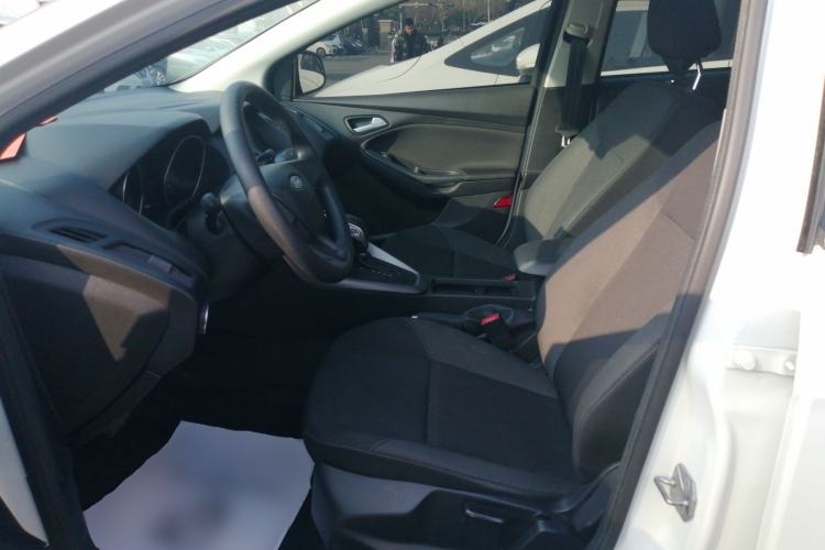 Used Ford Focus 2018 Hatchback Classic 1.6L Automatic Comfort Plus SmartDrive Edition