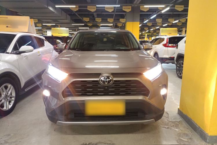 Used Toyota RAV4 2020 2.0L CVT Two-Wheel Drive Fashion Edition
