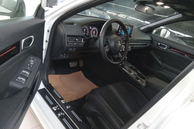 Used Honda Civic 2022 240TURBO CVT Dynamic Edition
