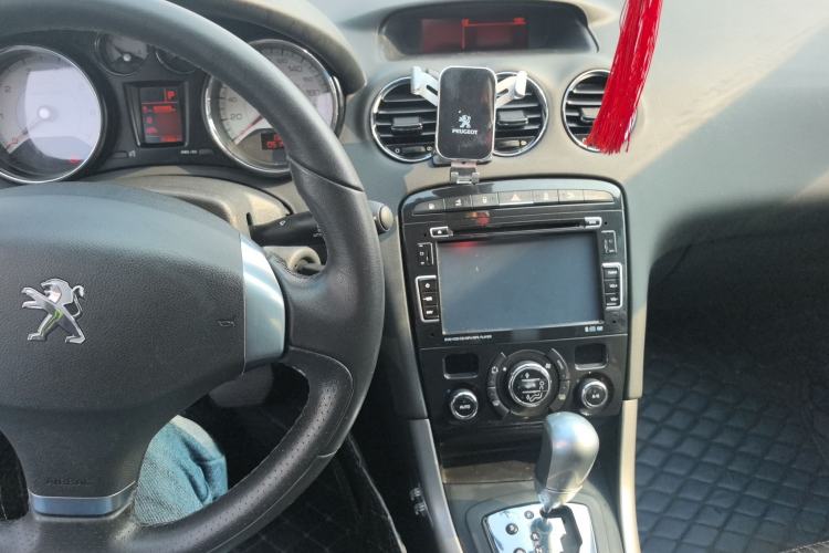 Used Peugeot 408 2013 2.0L Automatic Luxury Edition
