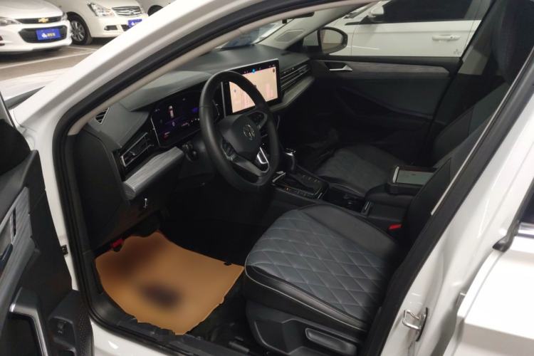 Used Volkswagen Sagitar 2023 300TSI DSG Excellence Edition