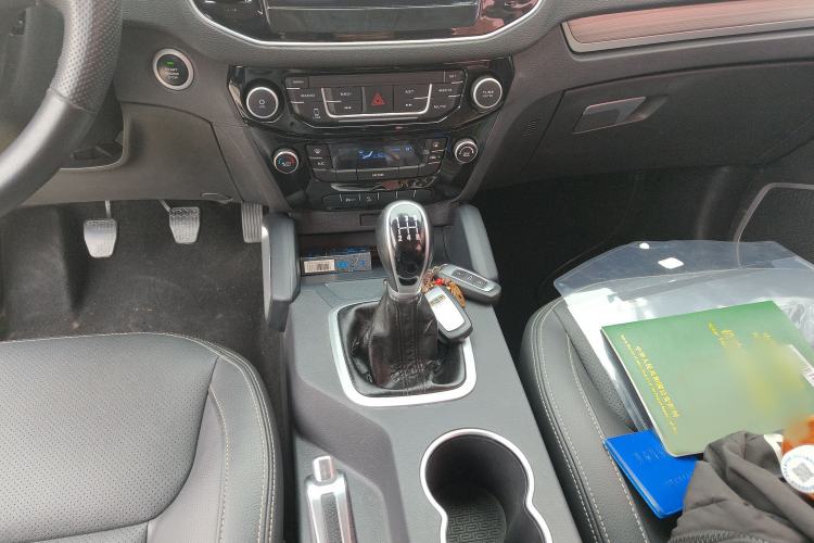 Used Geely Auto Vision X6 2016 1.8L Manual Luxury Edition