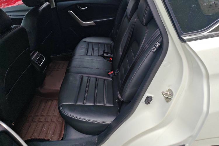 Used Venucia T90 2017 2.0L CVT Smart Edition
