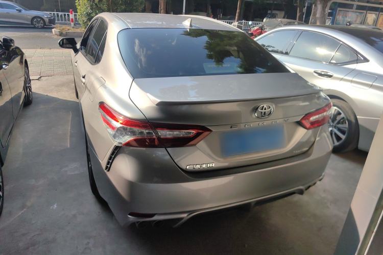 Used Toyota Camry 2021 2.0S FENGSHANG Edition
