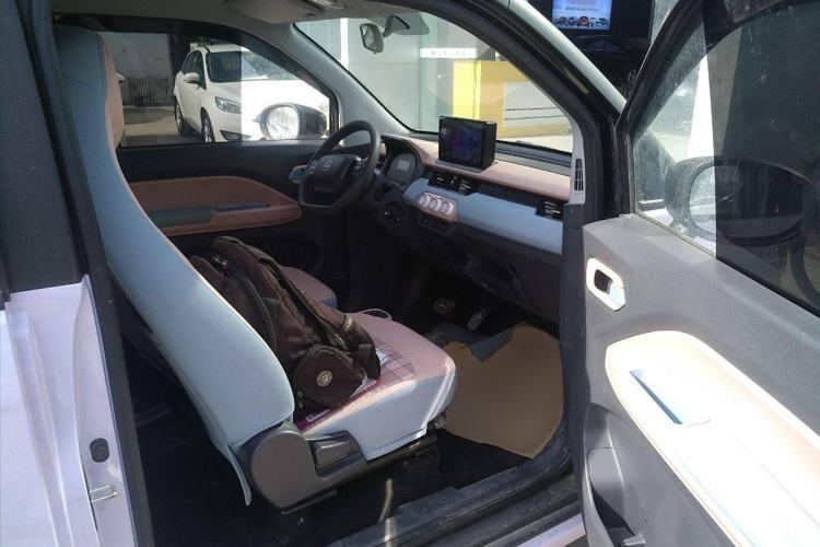 Used Chery QQ Ice Cream 2024 Edition Youth Version 120km Milkshake
