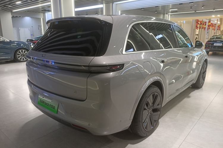 Used Li Auto L8 2023 Pro Model
