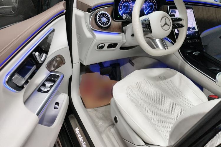 Used Mercedes-Benz EQE SUV 2023 350 4MATIC Pioneer Edition
