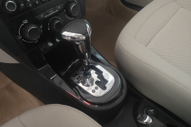 Used Citroen C-Quatre 2014 VTS Version 1.6L Automatic Prestige Model
