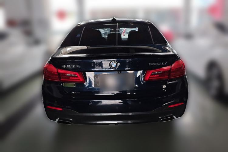 Used BMW 5 Series 2018 Facelifted 530Li xDrive M Sport Package
