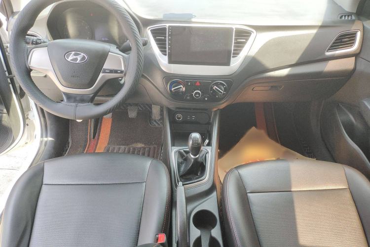 Used Hyundai Verna 2016 1.4L Manual Cool Edition GLS
