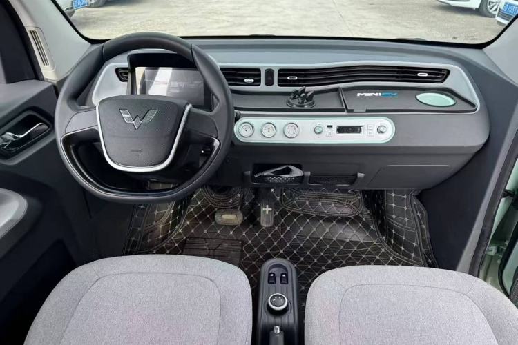 Used Wuling Hongguang MINIEV 2021 Macaron Fashion Edition Lithium-Ion Battery
