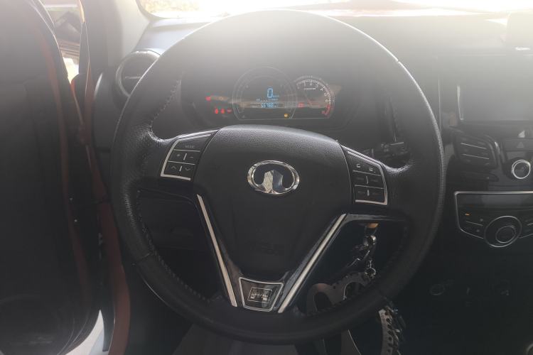 Used Great Wall M4 2014 1.5L manual Comfort trim level
