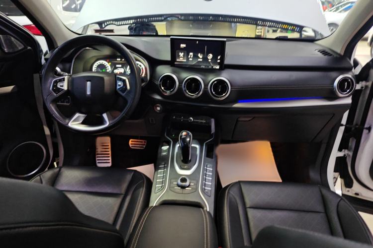 Used Wey VV6 2018 2.0T Two-Wheel-Drive Ultra-Luxury Version China V Standard
