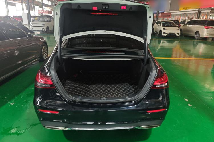 Used Mercedes-Benz E-Class 2021 Restyled E 300 L Sporty and Stylish Edition
