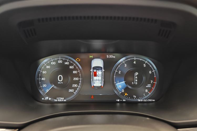 Used Volvo XC60 2019 T5 4x4 Smart & Dynamic Sport Edition China VI Standard