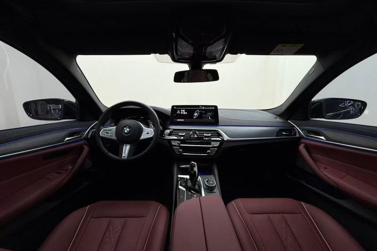 Used BMW 5 Series 2023 Restyled 530Li Leading Edition M Sport Package
