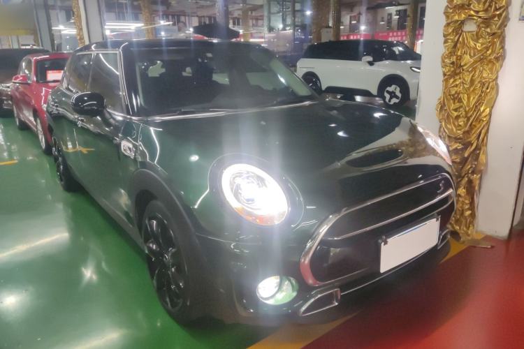Used  Clubman 2016 Revised 2.0T COOPER S
