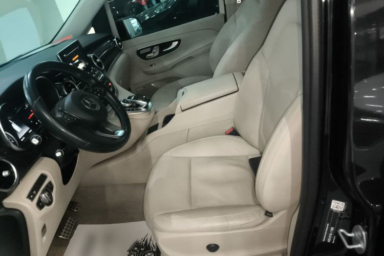 Used Mercedes-Benz V-Class 2017 V 260 L Prestige Extended Edition