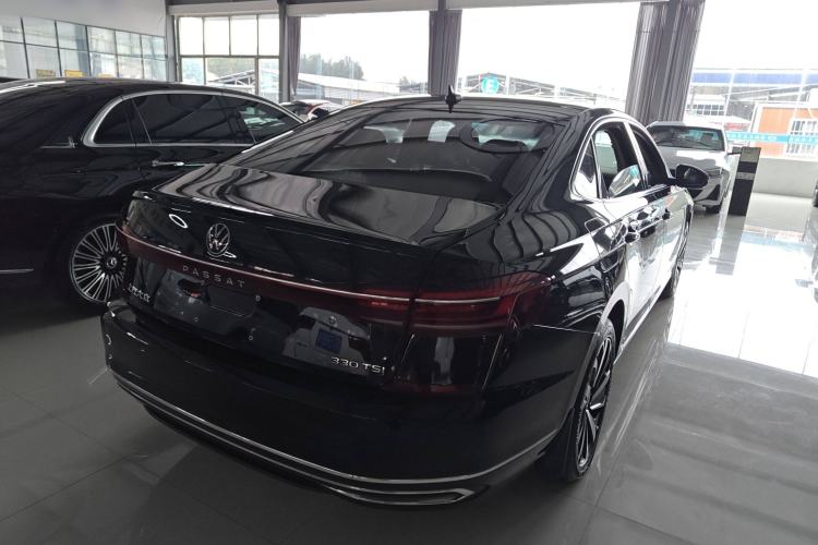 Used Volkswagen Passat 2023 Revised 330TSI Elite Edition
